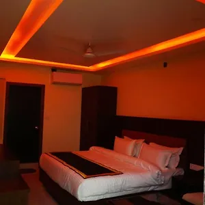 Hotel Shivoy Grand, Varanasi